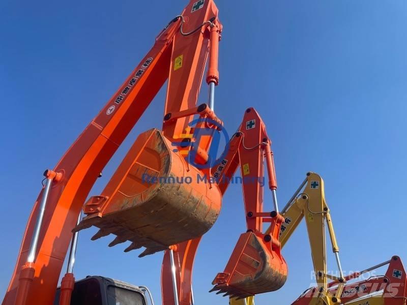 Hitachi ZX 240 Kāpurķēžu ekskavatori