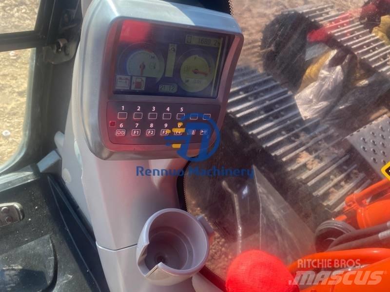 Hitachi ZX 240 Kāpurķēžu ekskavatori