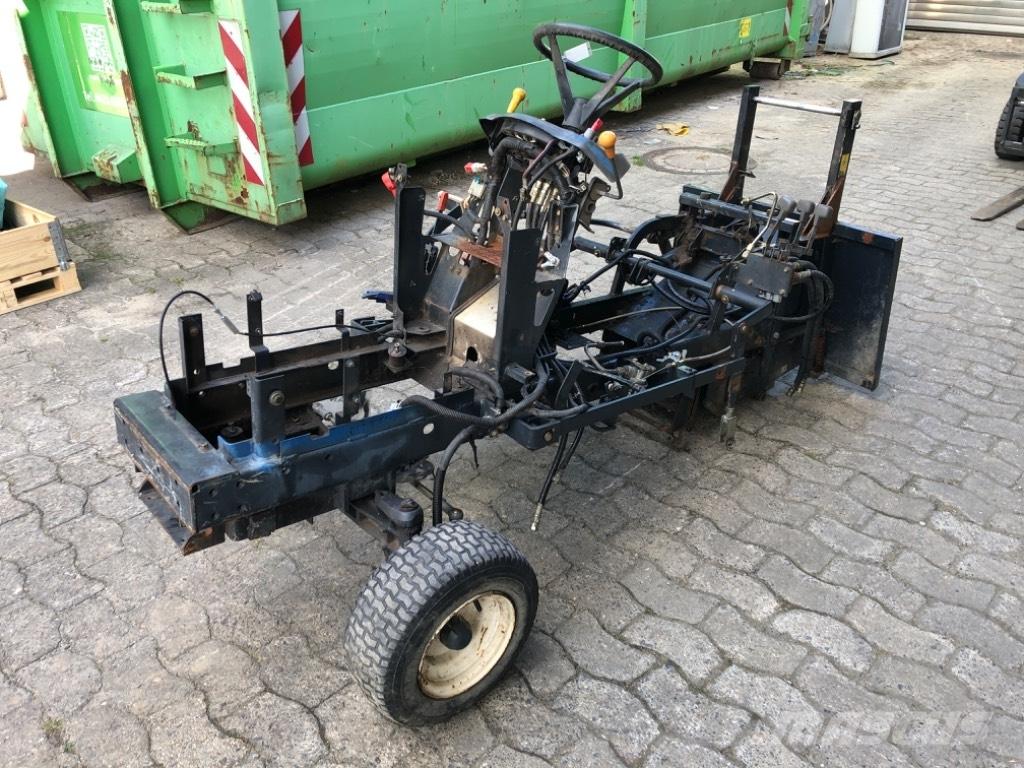 Iseki SXG 19 Mauriņa traktors