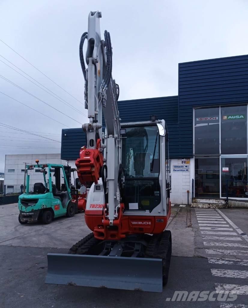 Takeuchi TB 230 Mini ekskavatori < 7 t