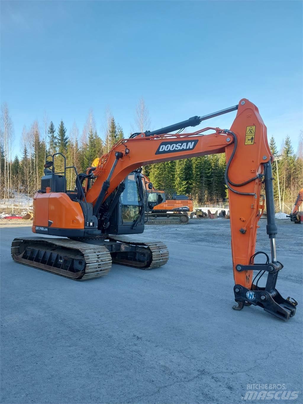Doosan DX 140LCR 7 Kāpurķēžu ekskavatori