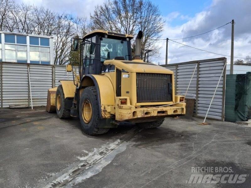 CAT 950H Iekrāvēji uz riteņiem