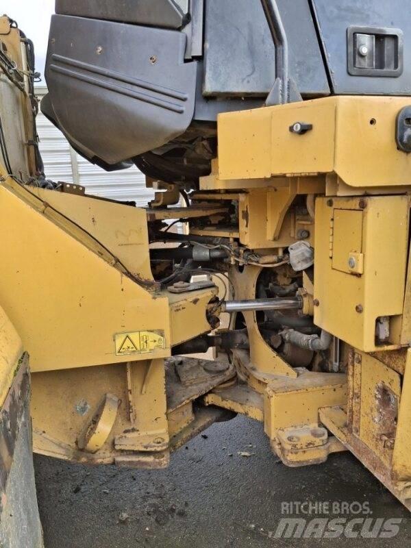 CAT 950H Iekrāvēji uz riteņiem