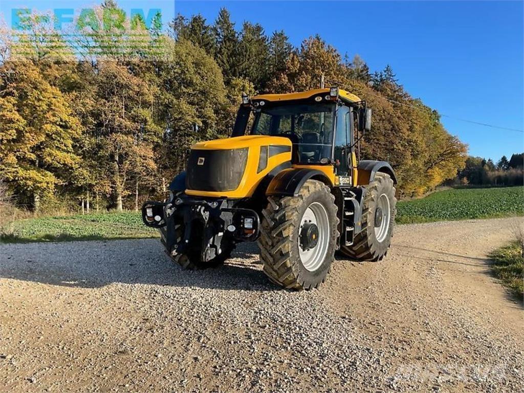 JCB fastrac 8250 Traktori