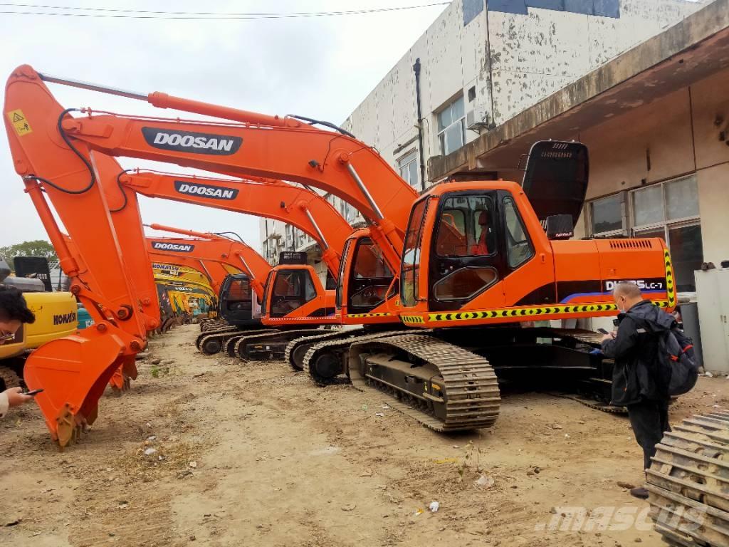 Doosan DH225LC-7 Kāpurķēžu ekskavatori