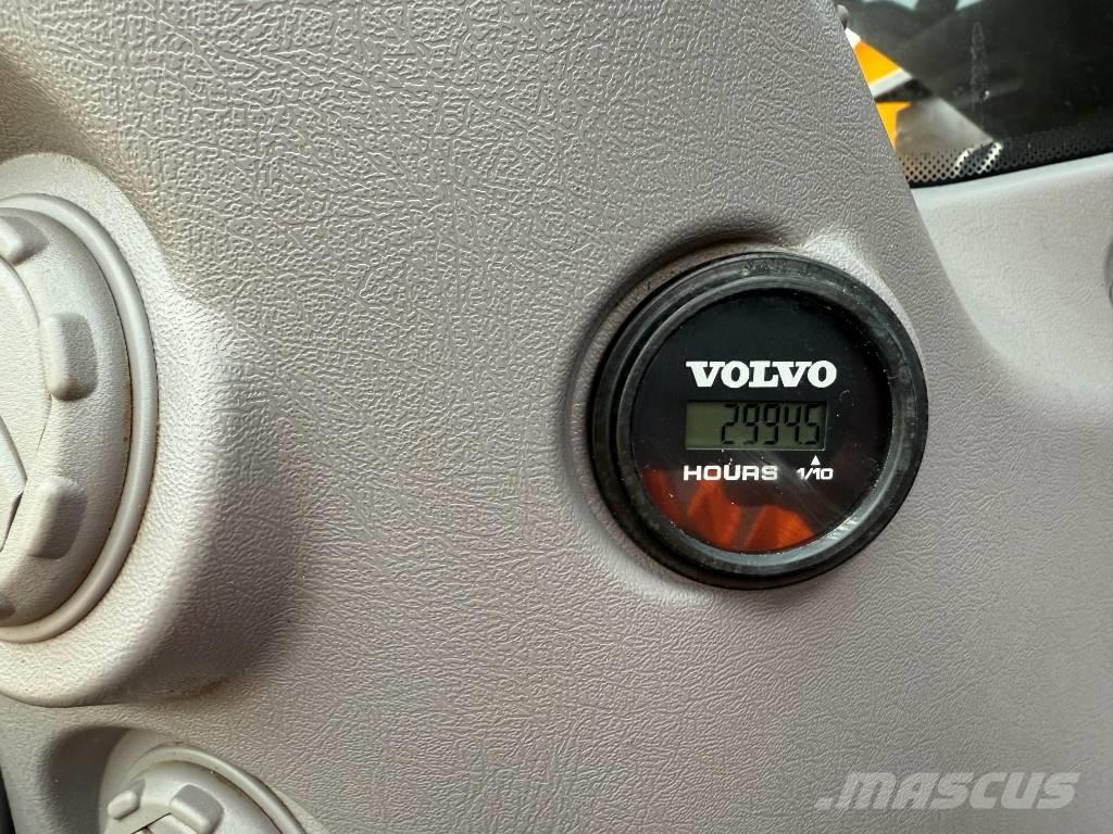 Volvo EC 250 EL Kāpurķēžu ekskavatori