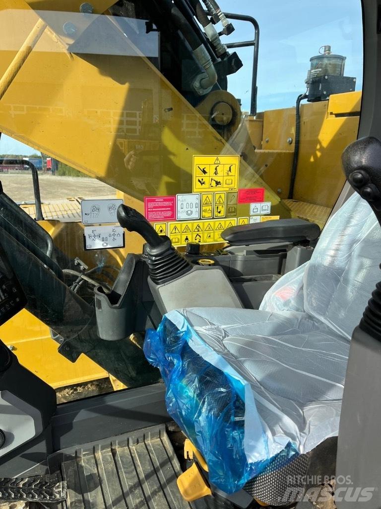 CAT 325 Kāpurķēžu ekskavatori