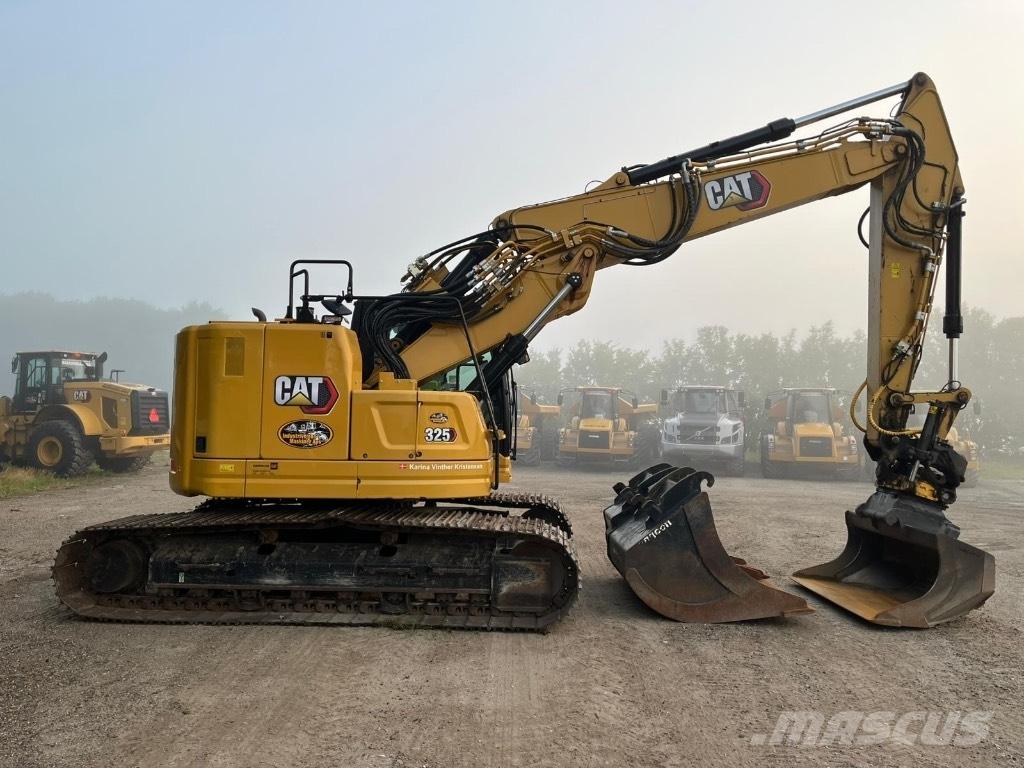 CAT 325 Kāpurķēžu ekskavatori