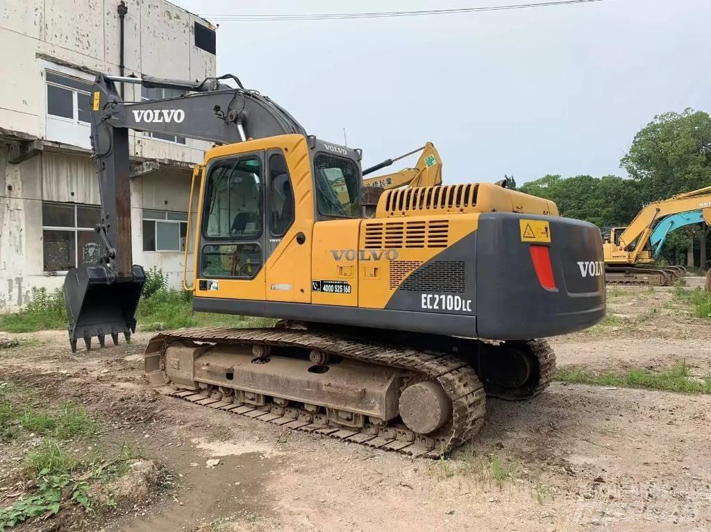 Volvo EC210 Kāpurķēžu ekskavatori