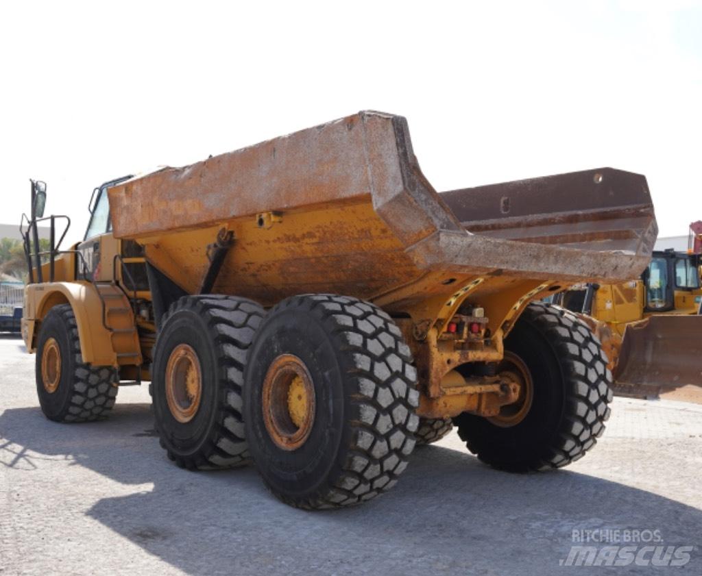 CAT 740 B Artikulētie pašizgāzēji