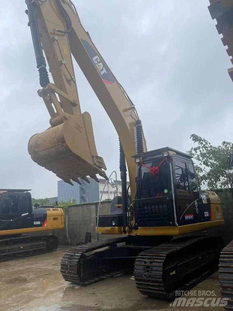 CAT 320 D Kāpurķēžu ekskavatori