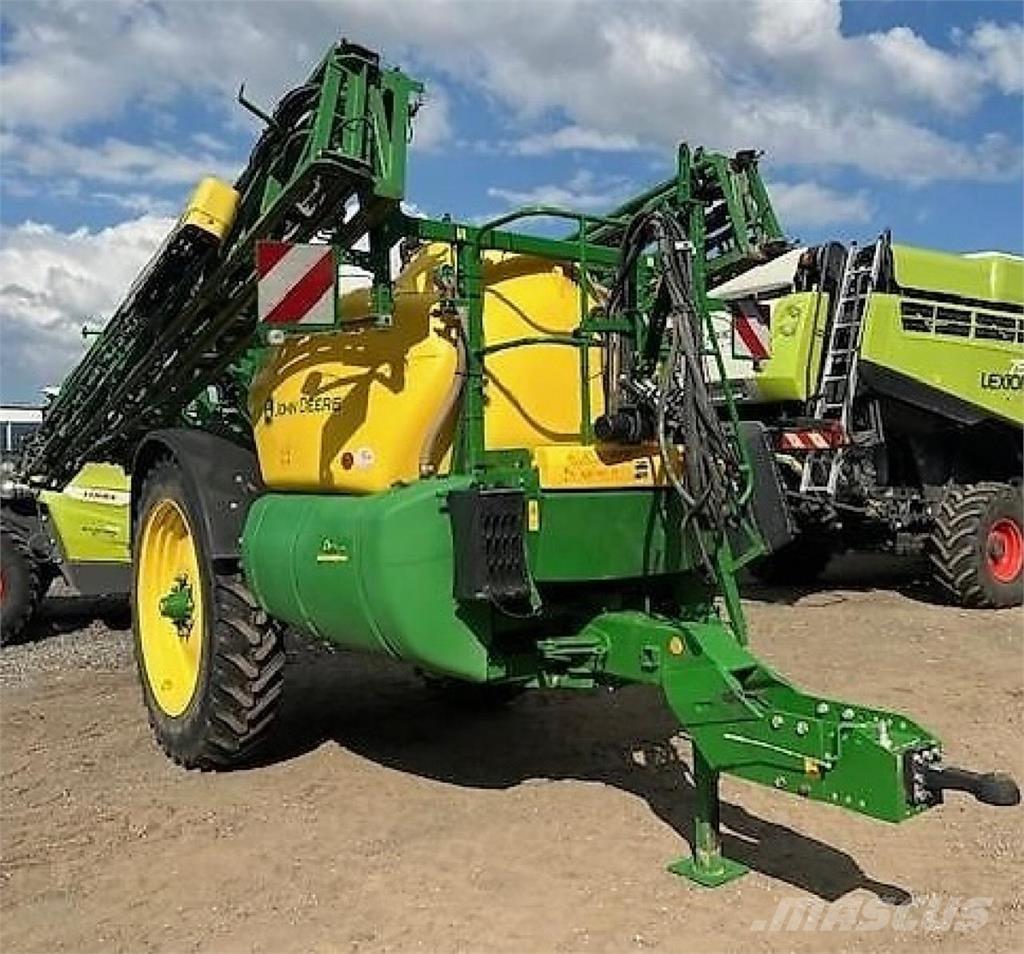 John Deere R740i Piekabināmie smidzinātāji(miglotāji)
