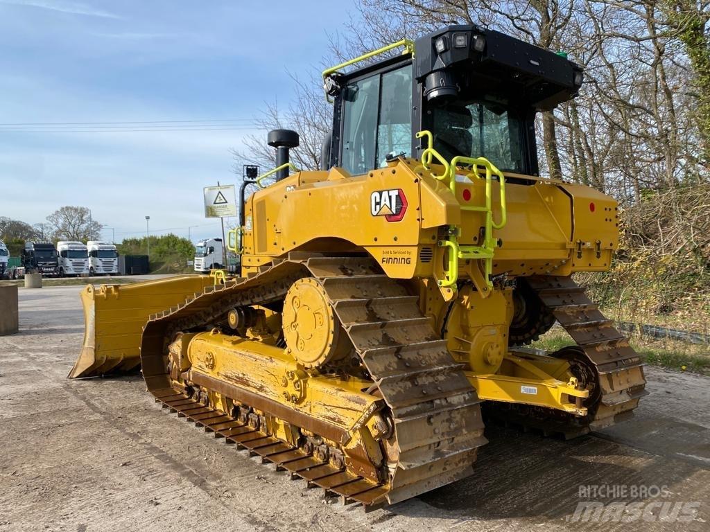 CAT D 6 Kāpurķēžu buldozeri