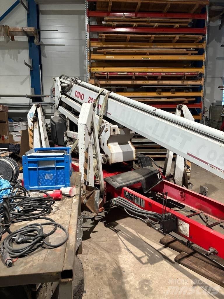 Dinolift 210 XTB-2 Pacēlājplatformas - piekabes