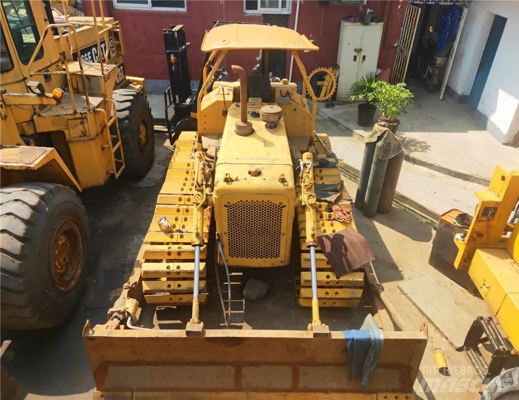 CAT D 4 E Kāpurķēžu buldozeri