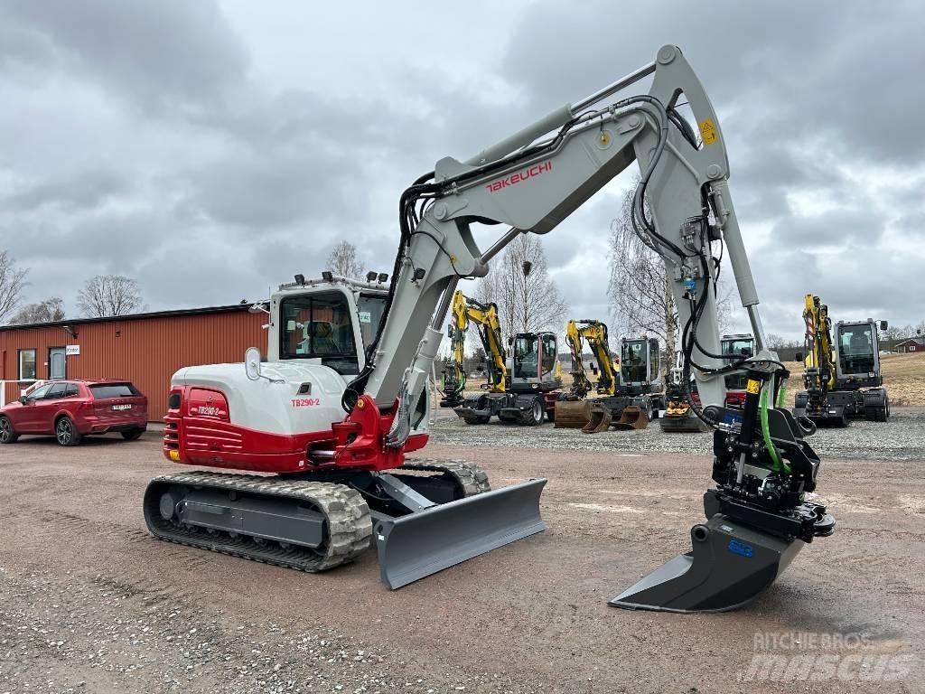 Takeuchi TB290 Vidēja lieluma ekskavatori 7 t - 12 t