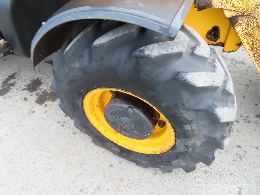 JCB 3 CX 14 Ekskavatori-iekrāvēji