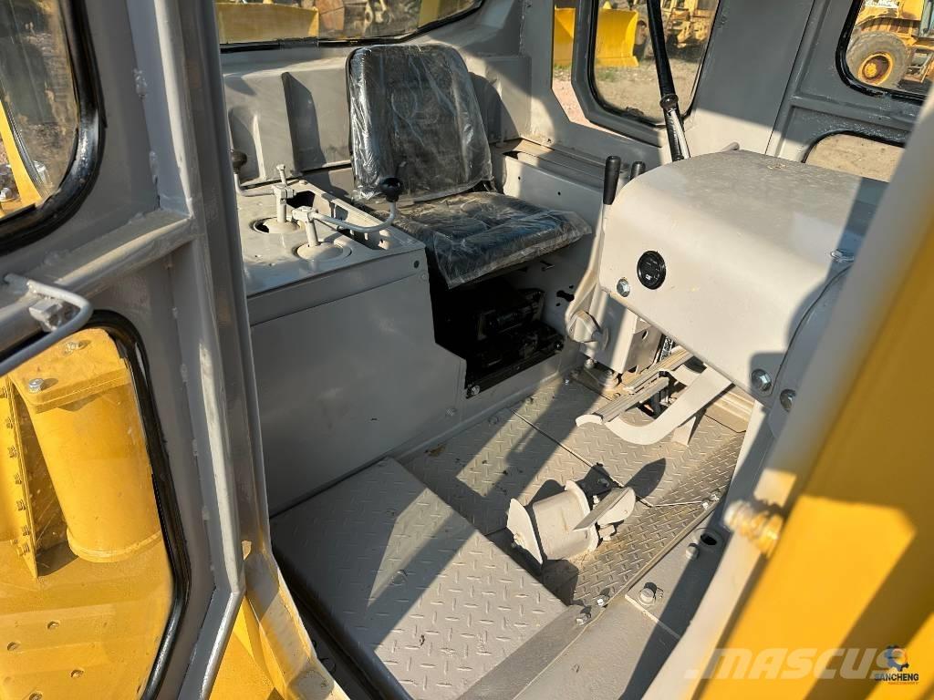 CAT D7G Kāpurķēžu buldozeri