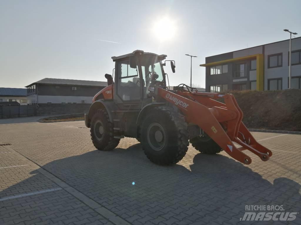 Atlas AR640 Iekrāvēji uz riteņiem