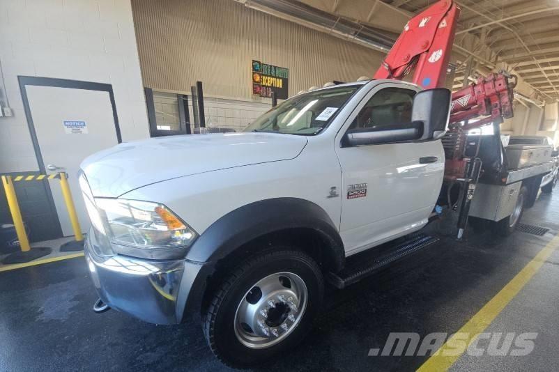 RAM 5500 SLT Kāpurķēžu ceļamkrāni