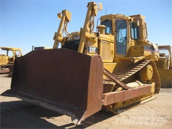 CAT D 7 H Kāpurķēžu buldozeri