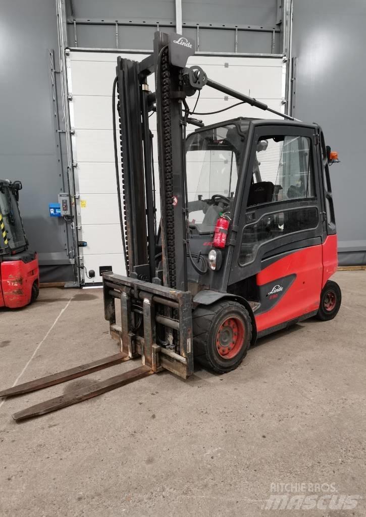 Linde E50HL-01 Elektriskie iekrāvēji