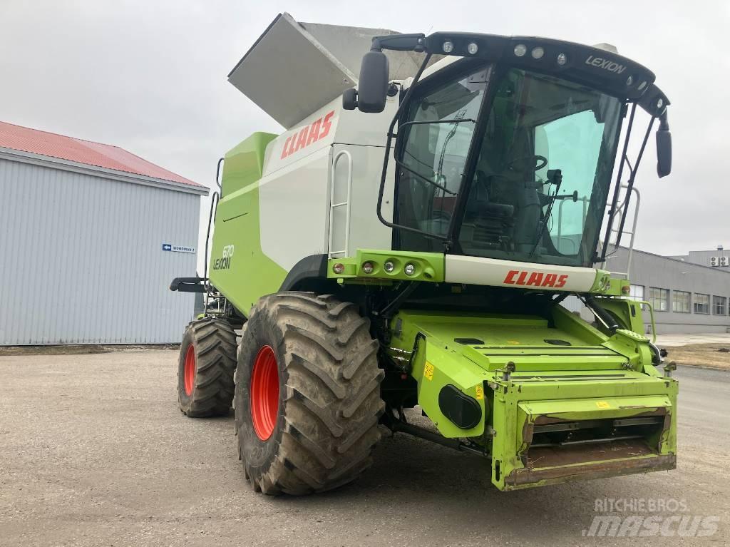 CLAAS Lexion 670 Ražas novākšanas kombaini