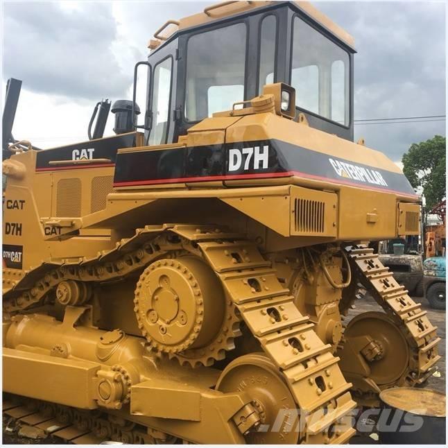 CAT D7H Kāpurķēžu buldozeri