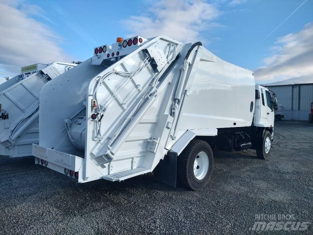 Mitsubishi Fuso Atkritumu izvešanas transports