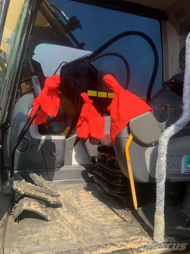 CAT 320 D L Kāpurķēžu ekskavatori