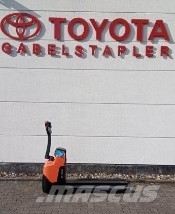 Toyota LWI 160 Zemie palešu pacēlāji