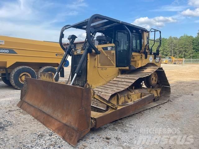 CAT D 6 T LGP Kāpurķēžu buldozeri