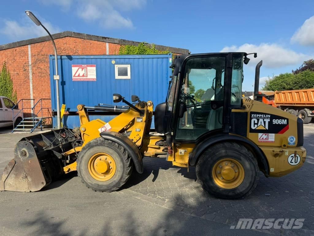 CAT 906M  1831h Iekrāvēji uz riteņiem