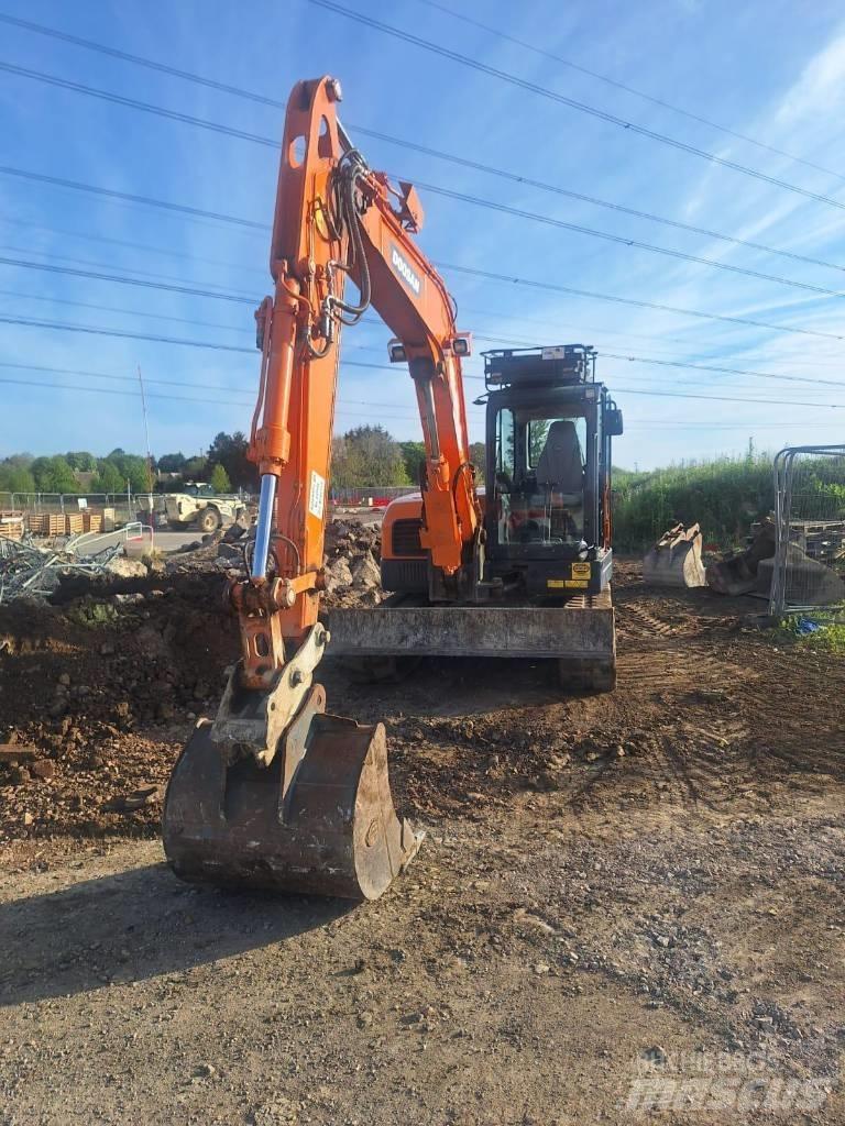 Doosan DX 85 R Vidēja lieluma ekskavatori 7 t - 12 t