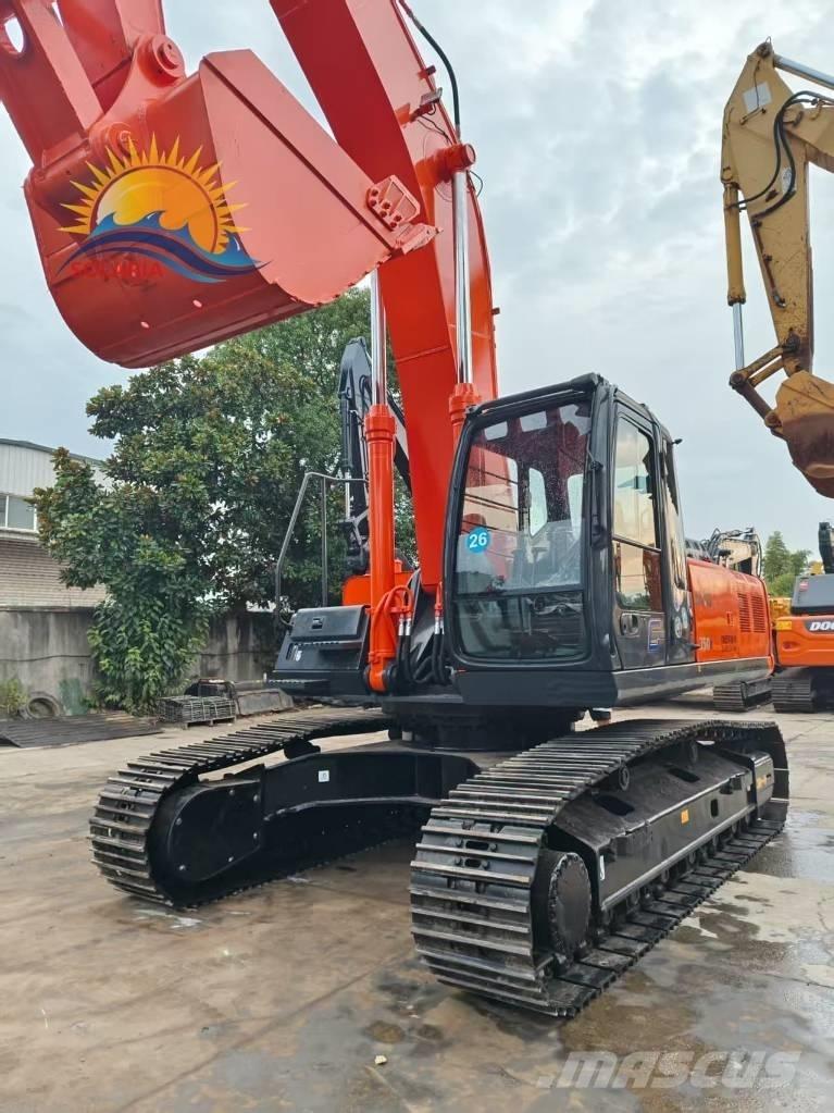 Hitachi ZX 350 Kāpurķēžu ekskavatori