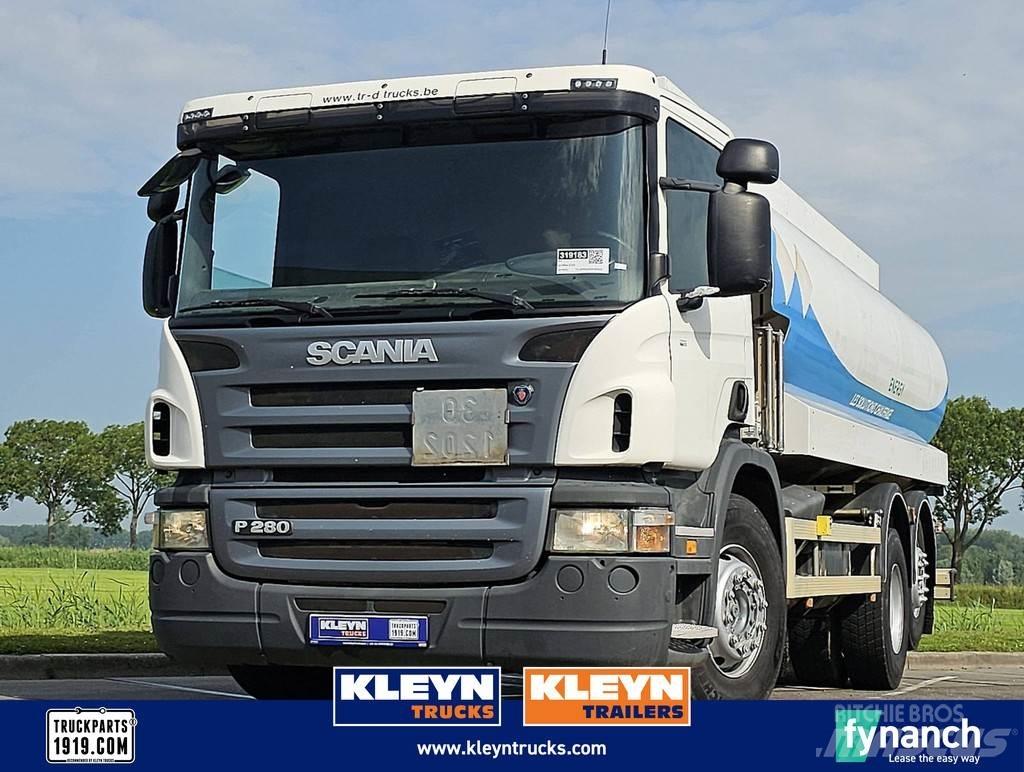 Scania P280 Autocisterna