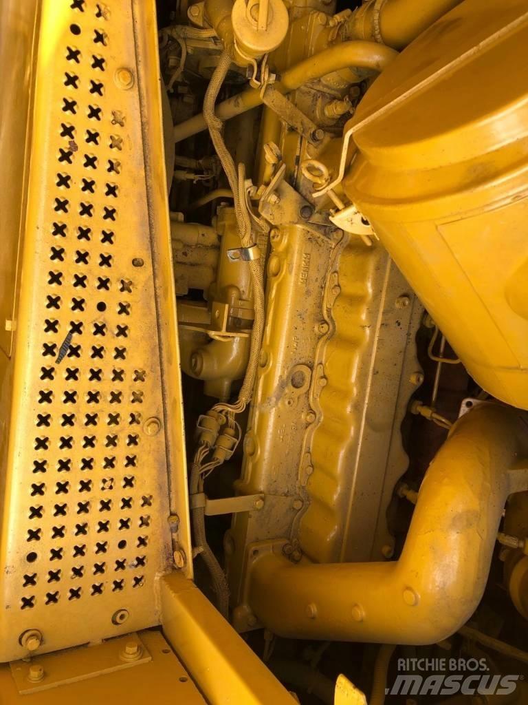 CAT D 7 H Kāpurķēžu buldozeri