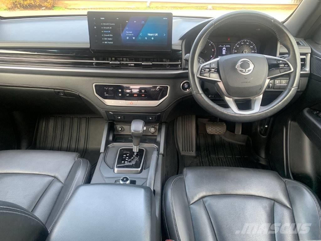  KGM MUSSO 2.2 REBEL Vieglais kravas automobilis/izkraušana no sāniem