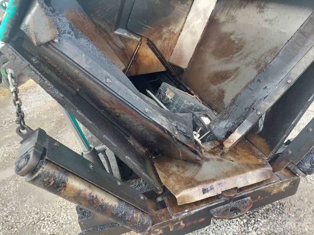 Vögele Super 1303 Asfalta klājēji