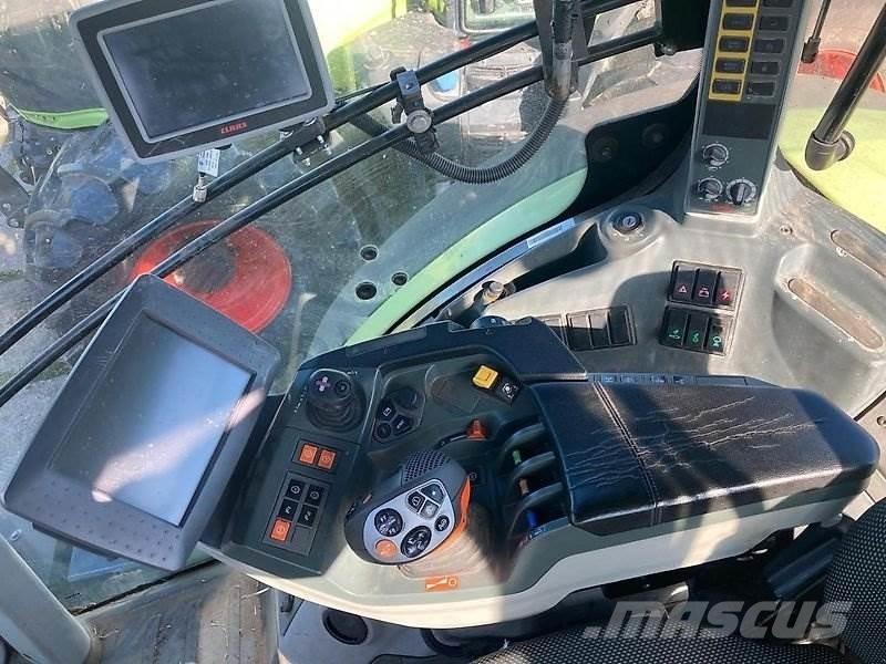 CLAAS Axion 830 Traktori