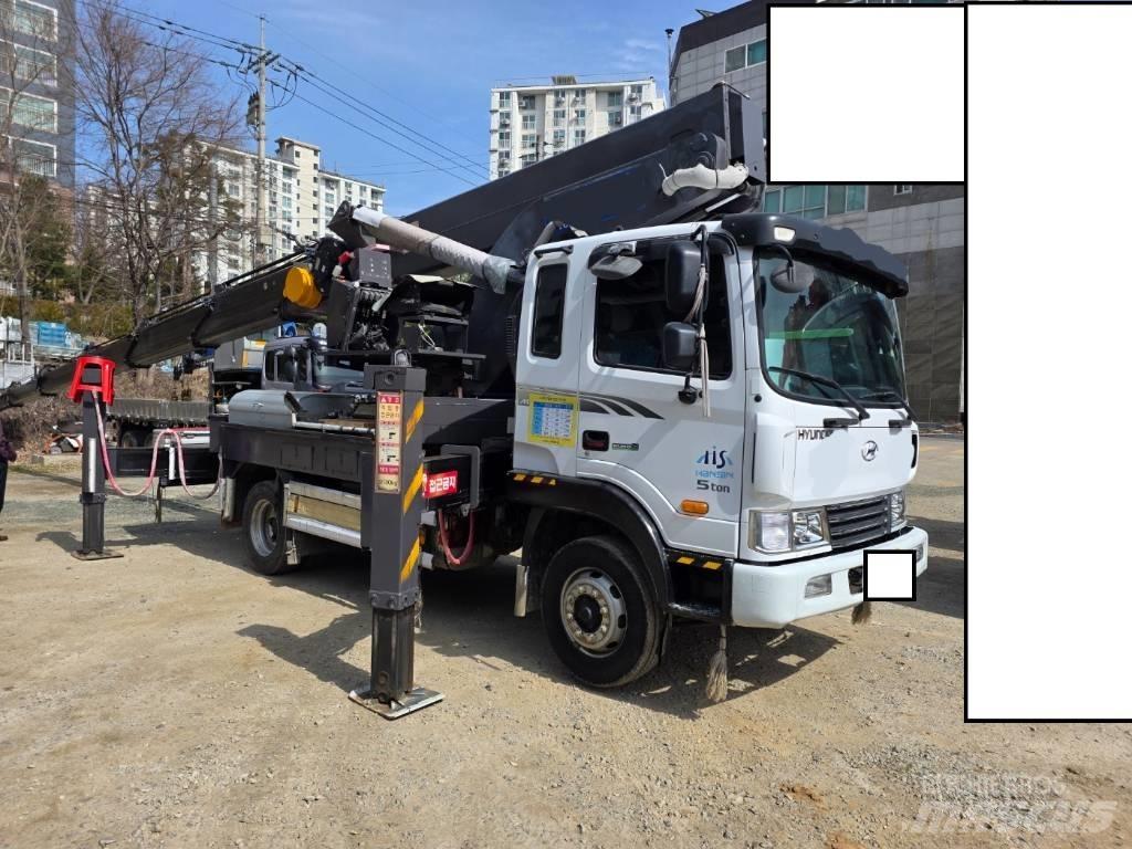 Hyundai HS3870 Pacēlāji uz automašīnas bāzes