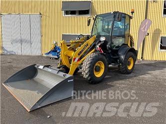 Komatsu WA80M-8 Iekrāvēji uz riteņiem
