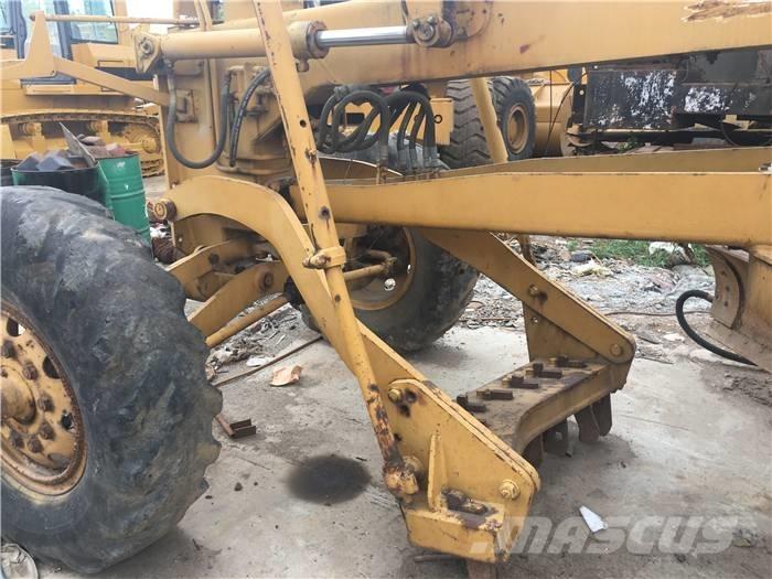 Komatsu GD 623 A Greideri