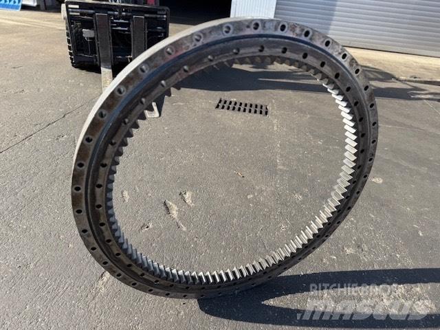 Volvo EW 140 BEARING Transmisija