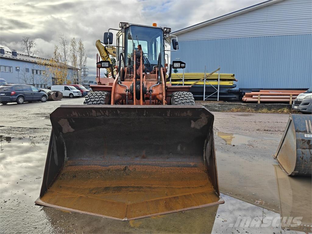 Daewoo Mega 250 Iekrāvēji uz riteņiem