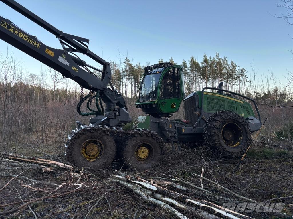 John Deere 1470G Harvesteri