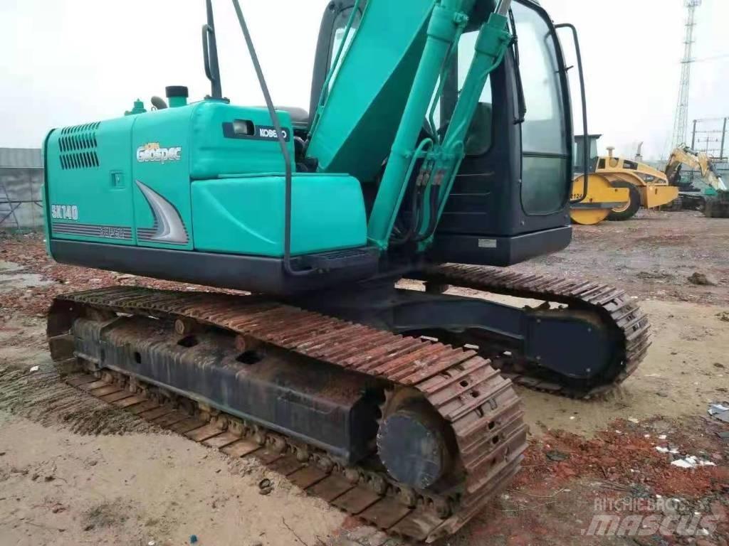 Kobelco SK140LC-8 Kāpurķēžu ekskavatori
