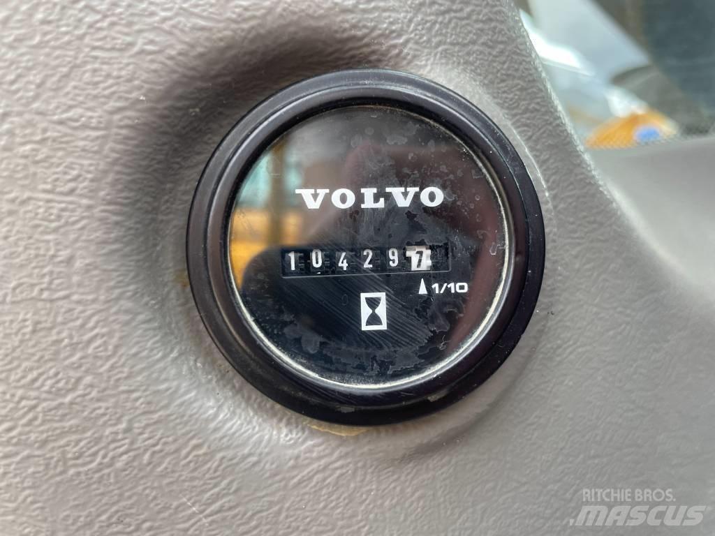 Volvo EC 480 E L Kāpurķēžu ekskavatori