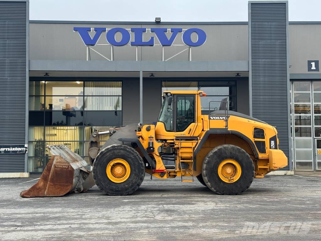 Volvo l 250 H Iekrāvēji uz riteņiem