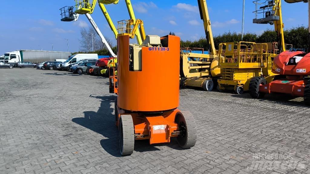 JLG E 300 AJP Strēles pacēlāji